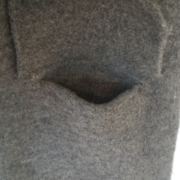 Lyla + Luxe Gray Sleeveless Coat - Size XS - Picture 3 of 7